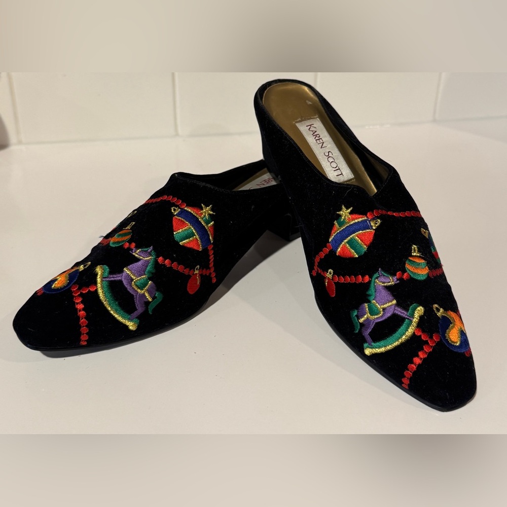 HTF Vintage 90’s Karen Scott Christmas holiday kitten heels kitsch kitschy